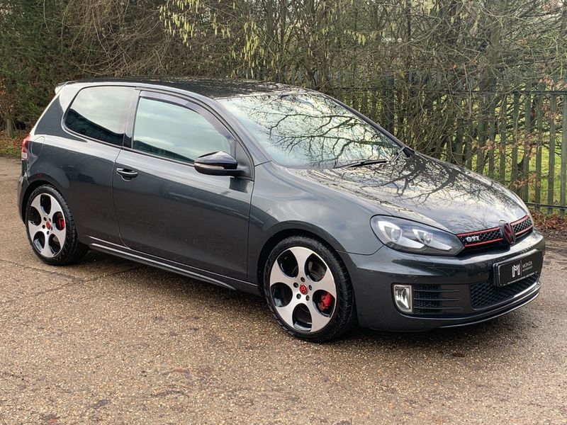 VOLKSWAGEN GOLF 2.0 TSI GTi 3dr 2010