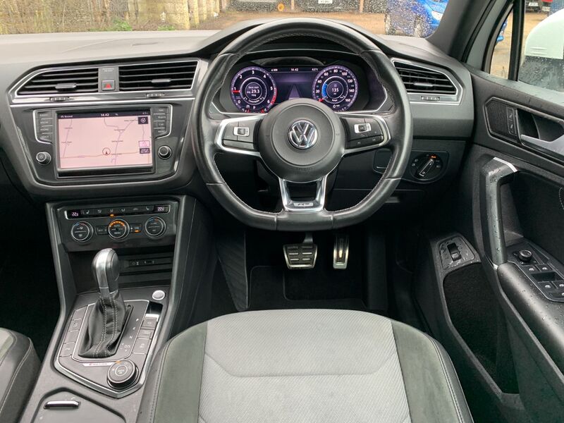 VOLKSWAGEN TIGUAN 2.0 TDI BlueMotion Tech R-Line DSG 4MOTION 2016