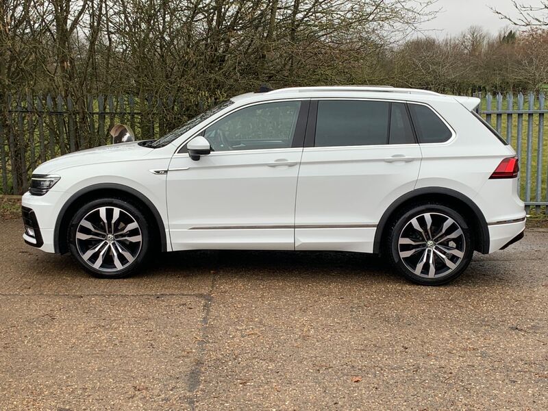 VOLKSWAGEN TIGUAN 2.0 TDI BlueMotion Tech R-Line DSG 4MOTION 2016