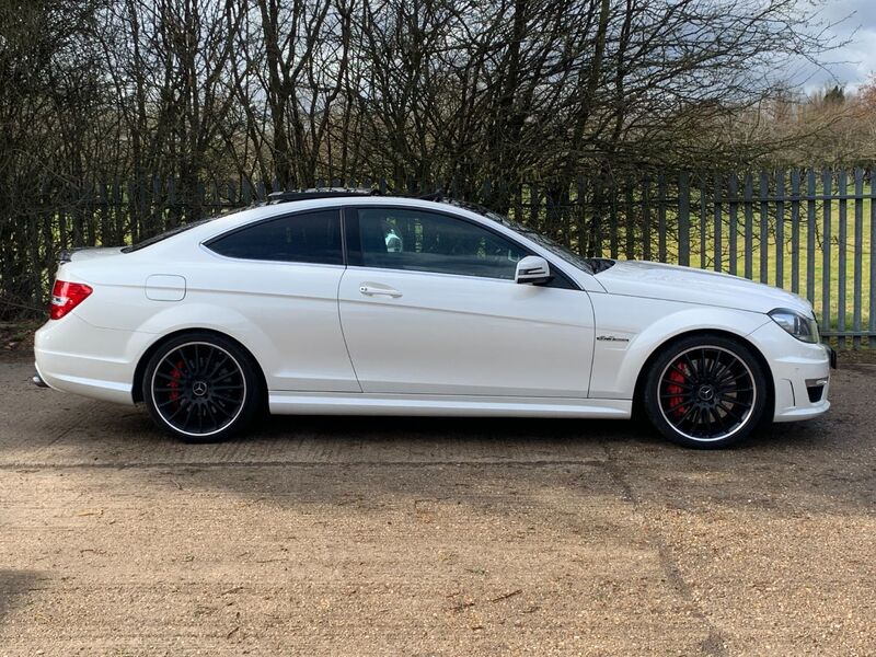 MERCEDES-BENZ C CLASS C63 AMG MCT 7S 2012