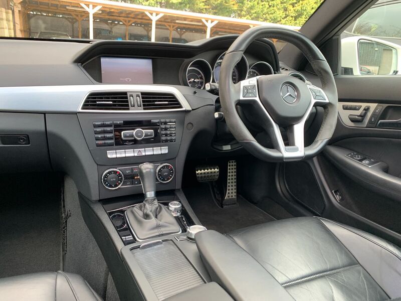 MERCEDES-BENZ C CLASS C63 AMG MCT 7S 2012