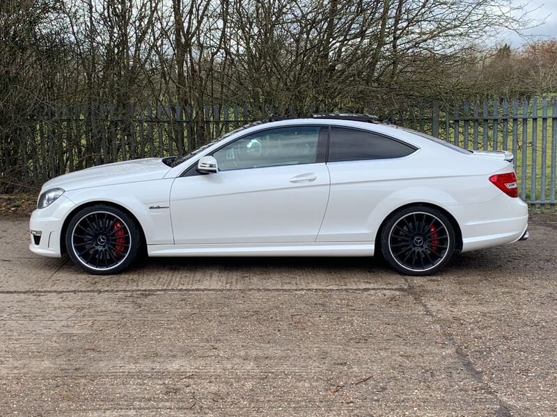 MERCEDES-BENZ C CLASS C63 AMG MCT 7S 2012