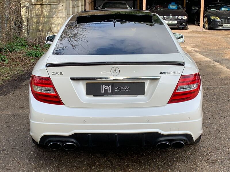 MERCEDES-BENZ C CLASS C63 AMG MCT 7S 2012