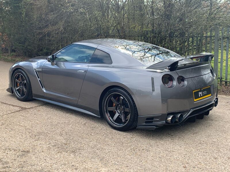 NISSAN GT-R 3.8 V6 Black Edition 2010