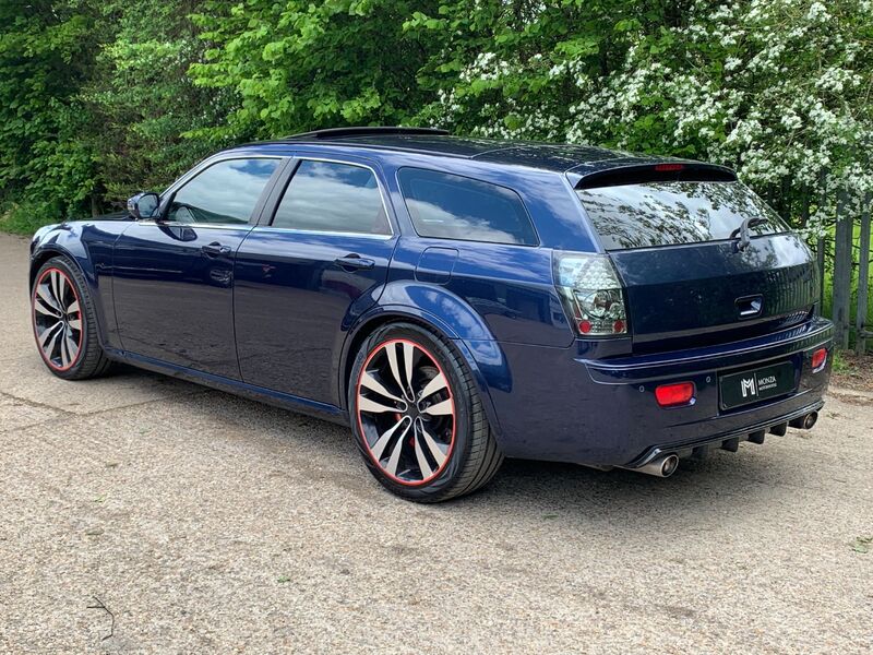 CHRYSLER 300C 6.1 Hemi V8 SRT-8 5dr Estate 2008