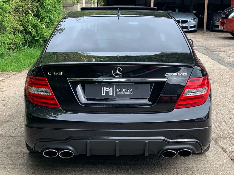 MERCEDES-BENZ C CLASS C63 AMG MCT 7S 2013