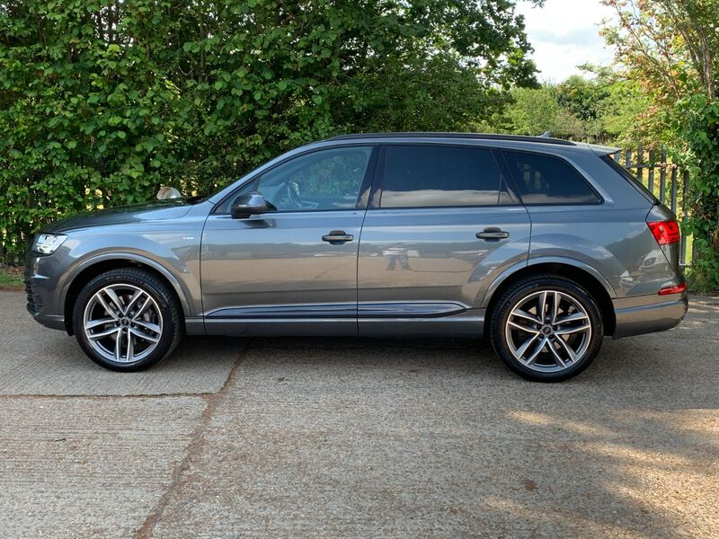 AUDI Q7 3.0 TDI V6 S Line Quattro 2016