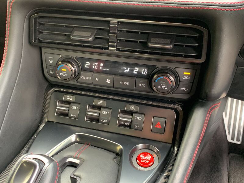 NISSAN GT-R 3.8 V6 Recaro Auto 4WD 2020