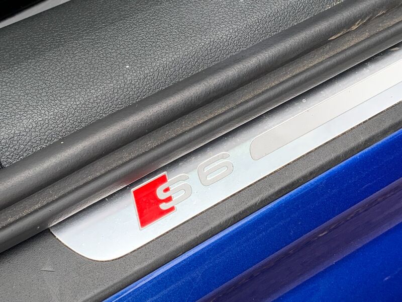 AUDI S6 Avant 4.0 TFSI V8 Estate 5dr S Tronic Quattro 2015