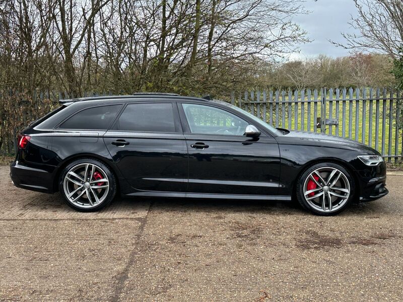 AUDI S6 Avant Black Edition 4.0 TFSI V8 Estate 5dr S Tronic Quattro 2017