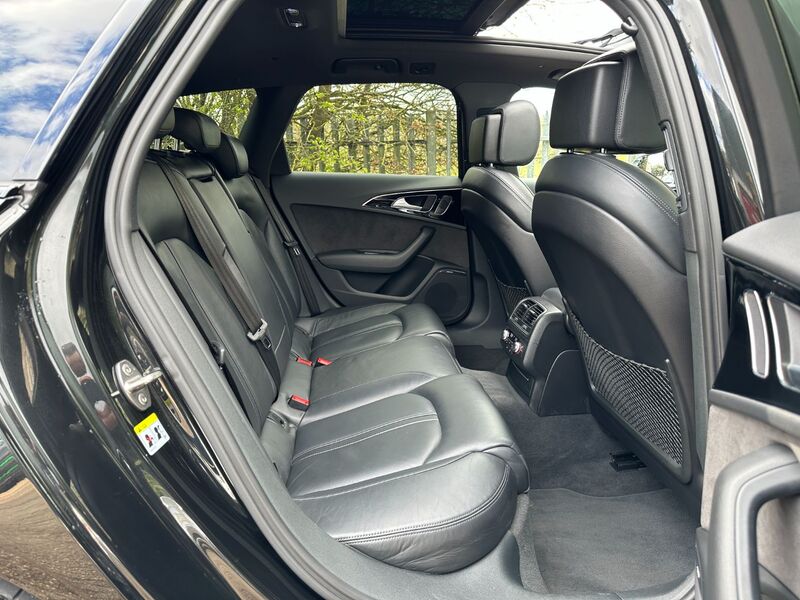 AUDI S6 Avant Black Edition 4.0 TFSI V8 Estate 5dr S Tronic Quattro 2017
