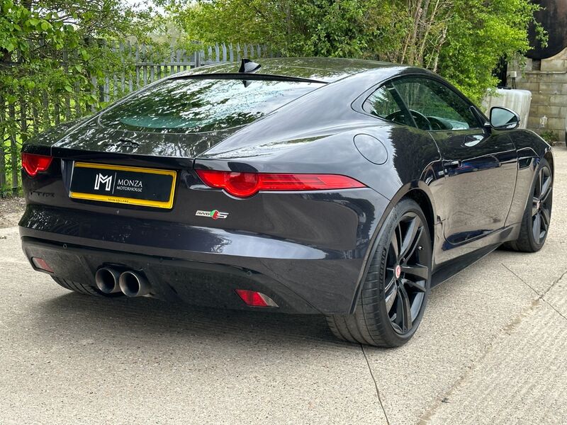 JAGUAR F-TYPE 3.0 V6 S Coupe AWD 2015