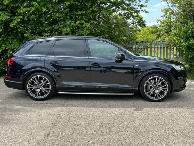 AUDI Q7 3.0 TDI V6 S Line Tiptronic Quattro 2017