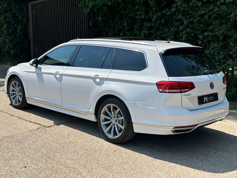 VOLKSWAGEN PASSAT 2.0 TDI R-Line Estate DSG 2017