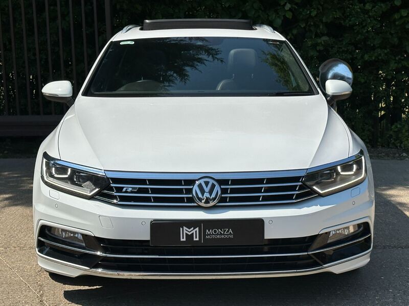 VOLKSWAGEN PASSAT 2.0 TDI R-Line Estate DSG 2017