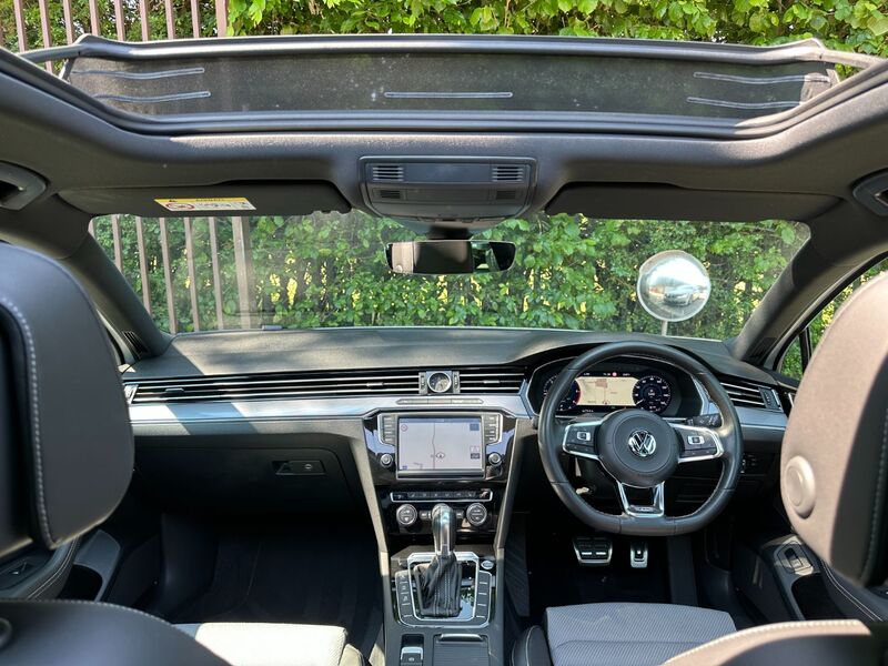 VOLKSWAGEN PASSAT 2.0 TDI R-Line Estate DSG 2017