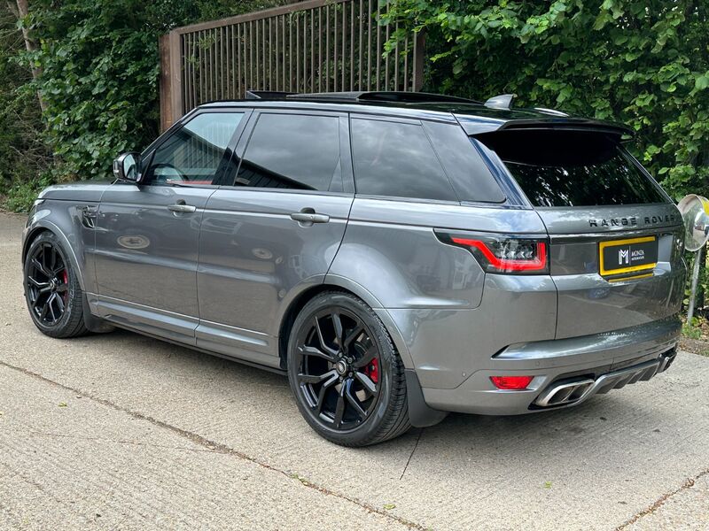 LAND ROVER RANGE ROVER SPORT 5.0 P575 V8 SVR 2018