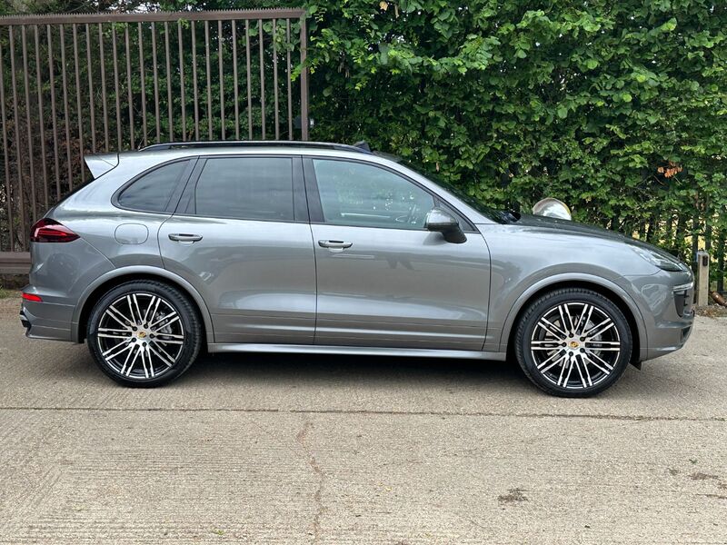 PORSCHE CAYENNE 4.2 TD V8 S 2016