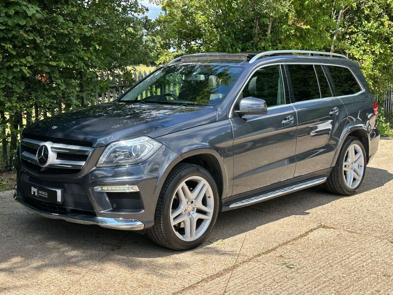 MERCEDES-BENZ GL CLASS GL 350 3.0 V6 BlueTEC AMG Sport G-Tronic+ 4WD 2015