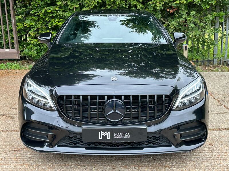 MERCEDES-BENZ C CLASS 2.0 C300 AMG Line G-Tronic+ 2018