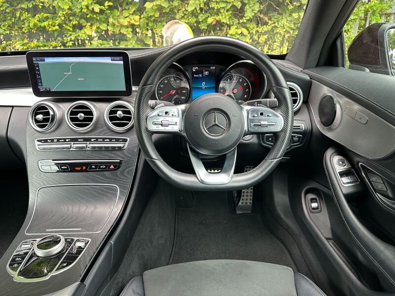 MERCEDES-BENZ C CLASS 2.0 C300 AMG Line G-Tronic+ 2018