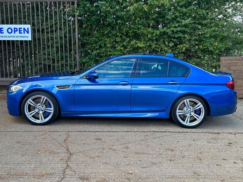 BMW M5 4.4 V8 DCT 2014